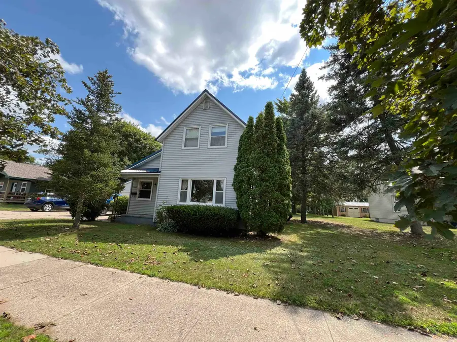 1001 Chestnut, Cadillac, MI 49601 - #2