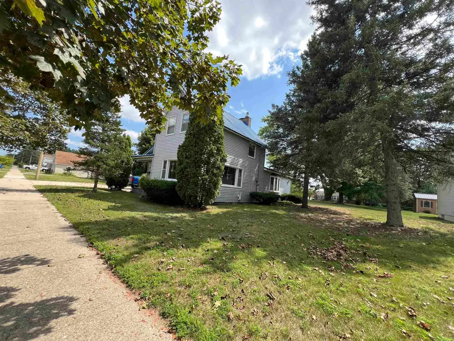 1001 Chestnut, Cadillac, MI 49601 - #3