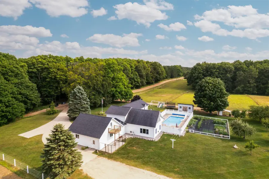 8382 SW Hudson, Fife Lake, MI 49633 - #2