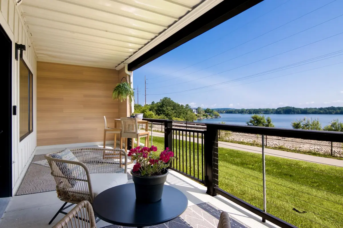 225 E Seventeenth, Traverse City, MI 49684 - #1