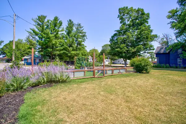 588 W 18th, Unknown, MI 49423