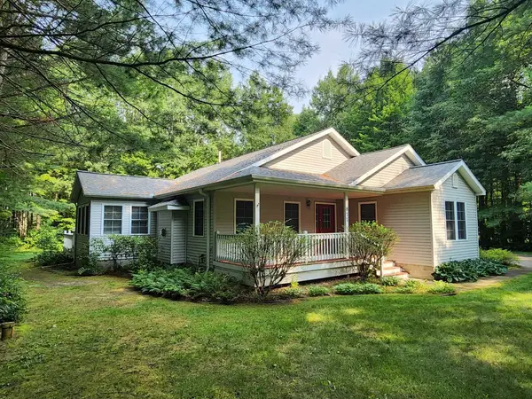 877 Golf Side, Kalkaska, MI 49646