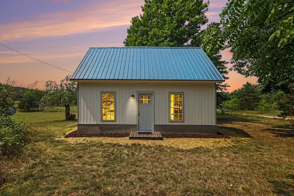 912 S Clark, Mesick, MI 49668