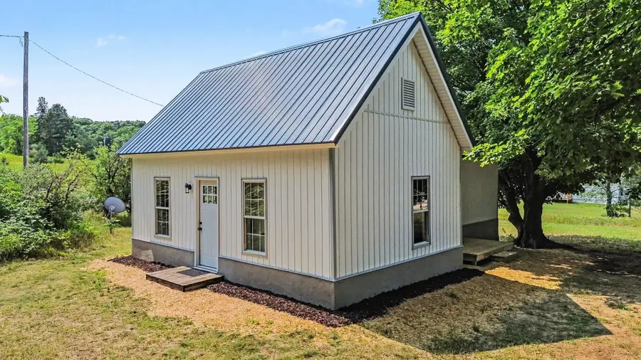 912 S Clark, Mesick, MI 49668 - #2