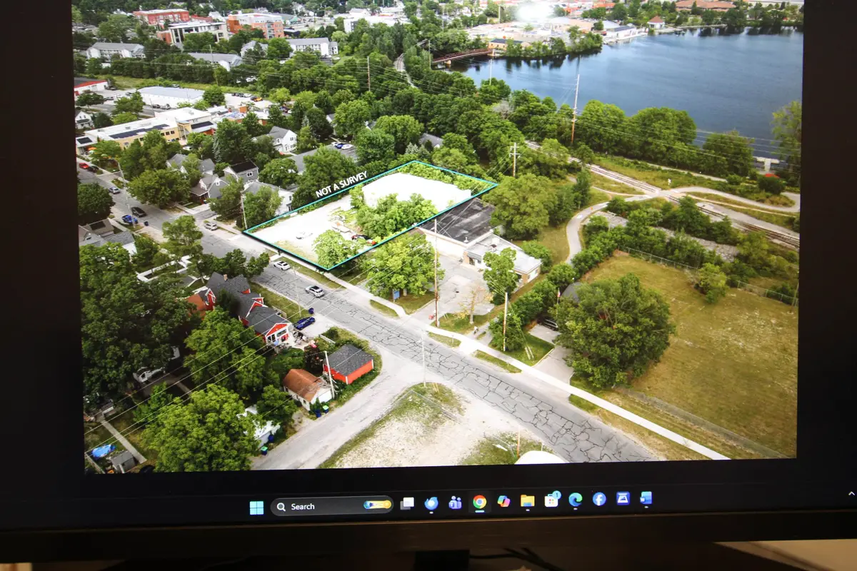 723 Lake AVE, Traverse City, MI 49684 - #1