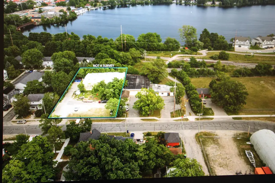 723 Lake AVE, Traverse City, MI 49684 - #2