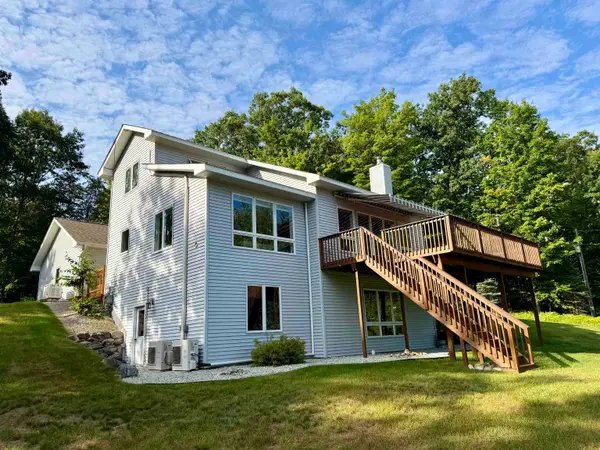 10746 Deal, Williamsburg, MI 49690