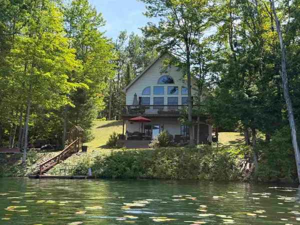 7220 Leelanau, Gaylord, MI 49735