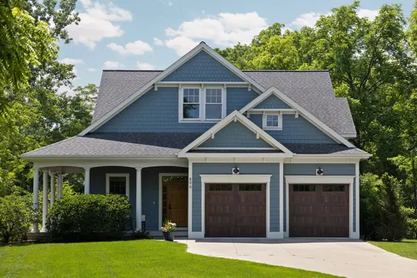 896 Incochee Woods, TraverseCity, MI 49684
