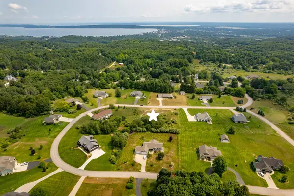 Stonefield DR, TraverseCity, MI 49684