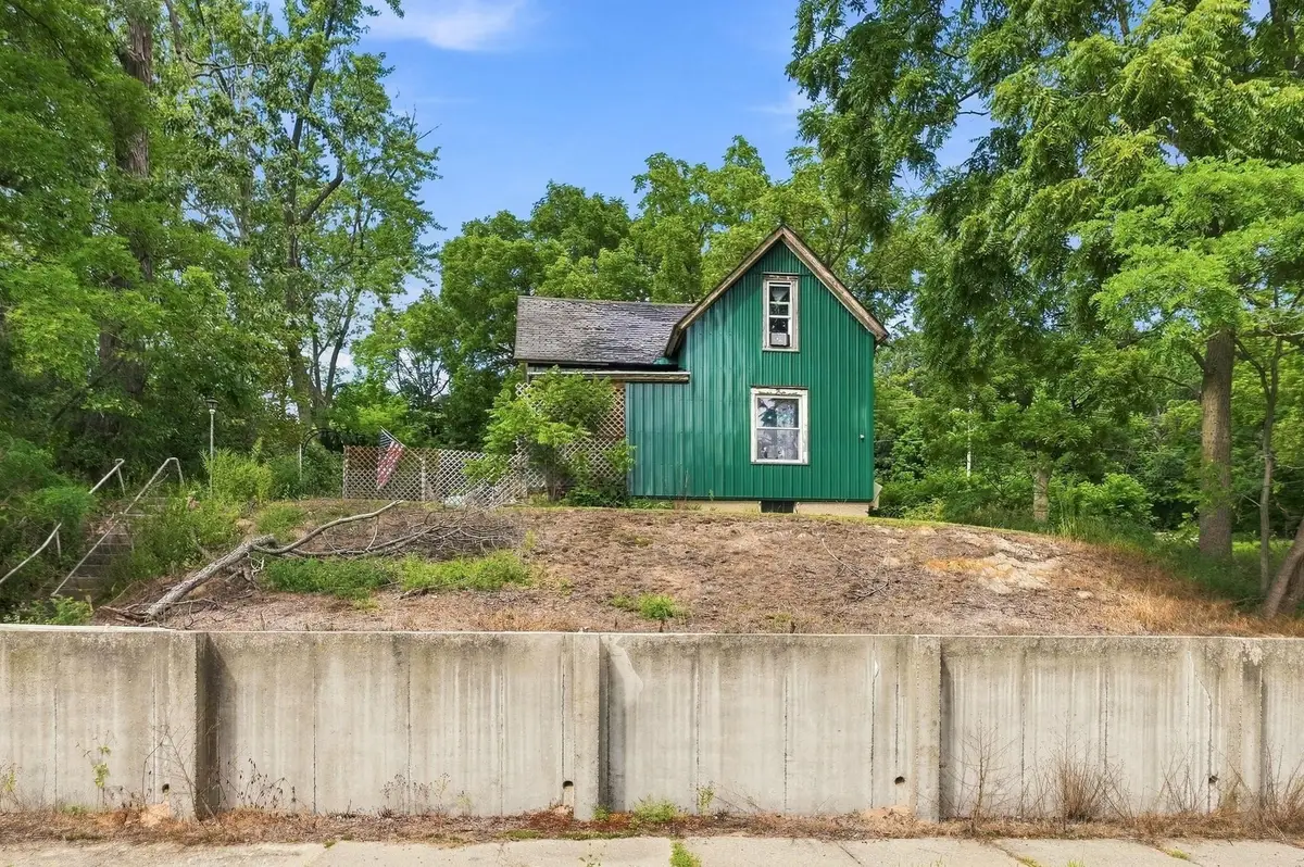 441 Washington, Cadillac, MI 49601 - #1