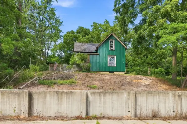 441 Washington, Cadillac, MI 49601