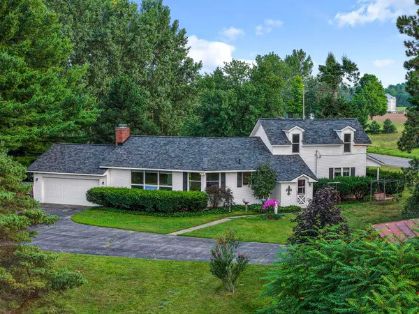 425 Garfield Road, TraverseCity, MI 49686