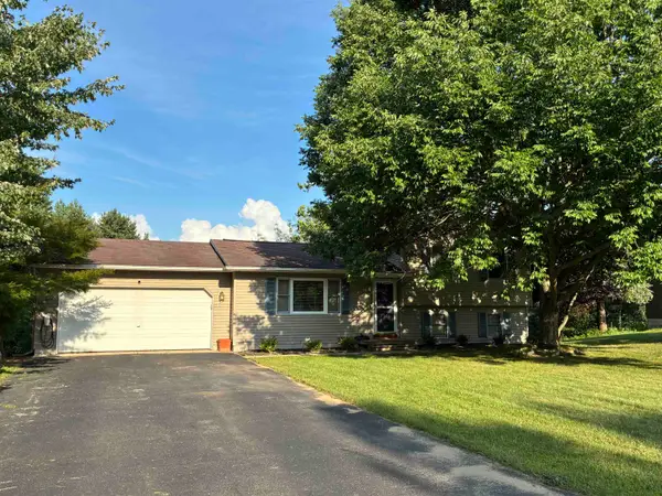 6228 Applewood, Williamsburg, MI 49690
