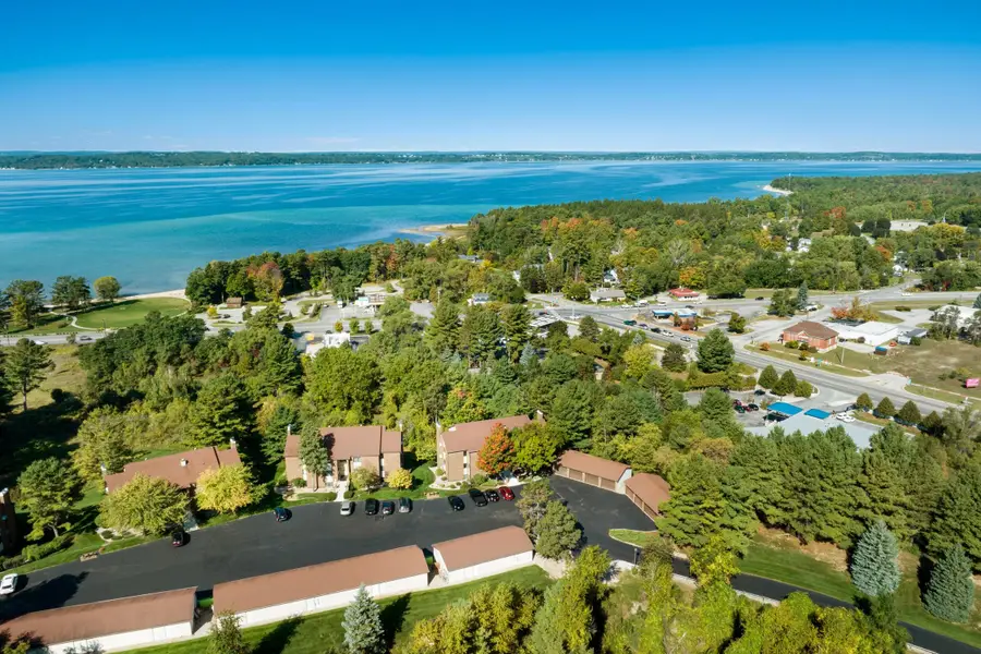 5883 Andorra DR, Williamsburg, MI 49690 - #3