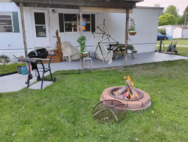 5274 N Bahr, Irons, MI 49644