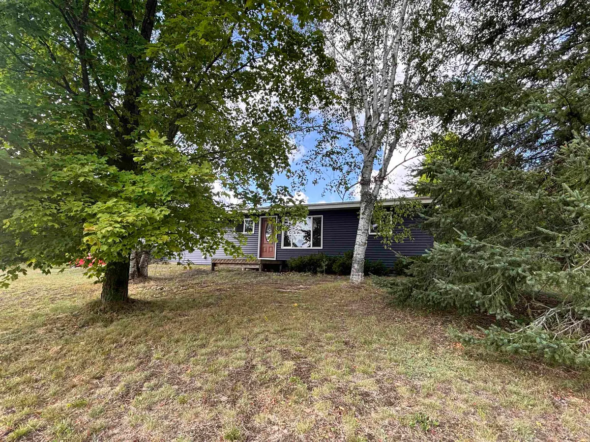 6105 Meyers RD, Kalkaska, MI 49646 - #1