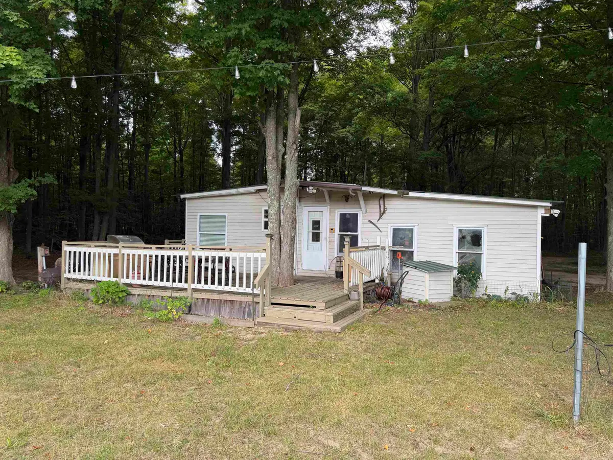 272 S Haze, Beulah, MI 49617 - #1