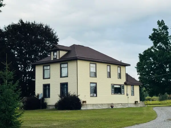 7146 River, Evart, MI 49631