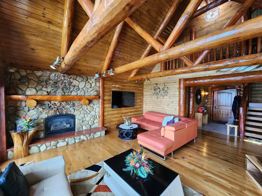 4460 W US-23, Cheboygan, MI 49721 - #3