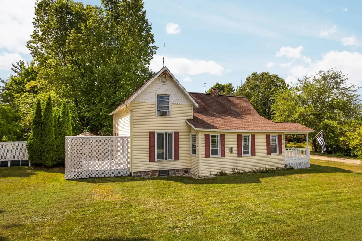 7820 Summit City RD, Kingsley, MI 49649 - #1