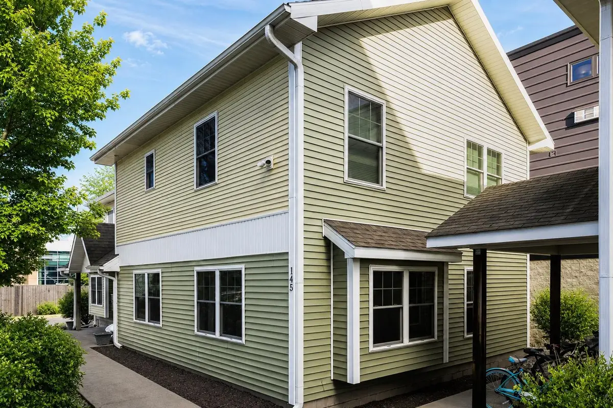 145 E Eighth ST, Traverse City, MI 49684 - #1