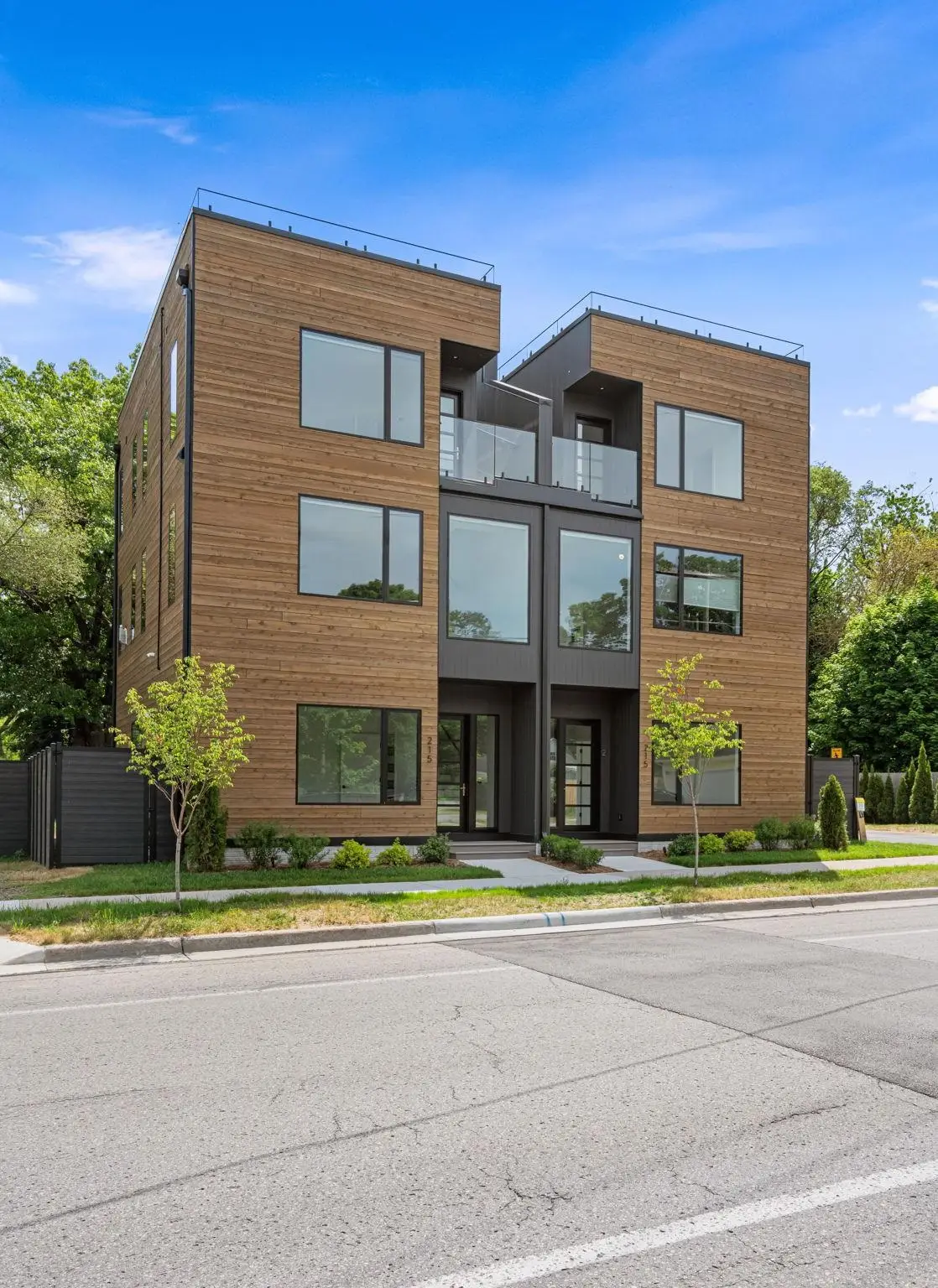 215 Barlow ST, Traverse City, MI 49686 - #1