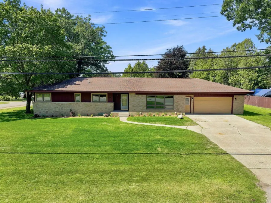 321 N Front, Lake City, MI 49651 - #2