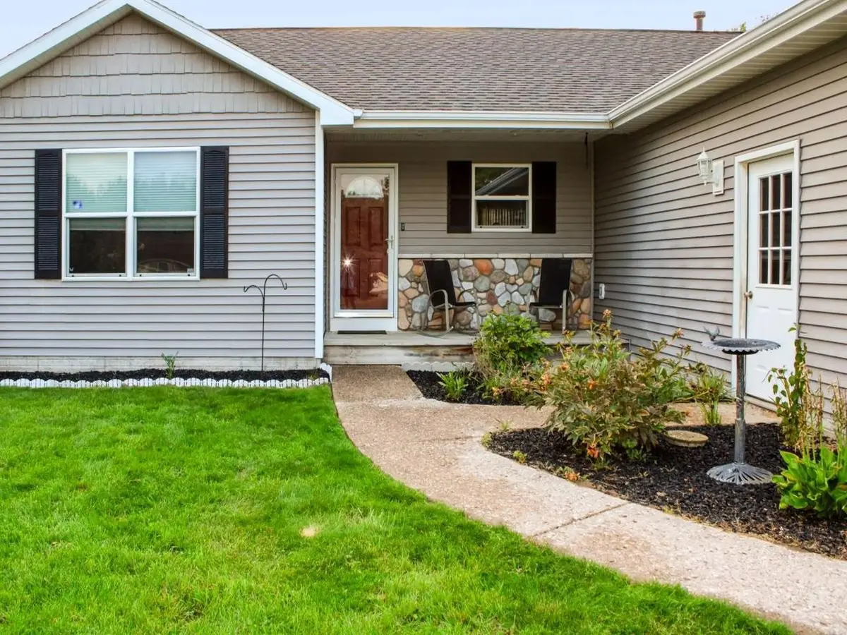 1363 Pollard, East Bay, MI 49696 - #1