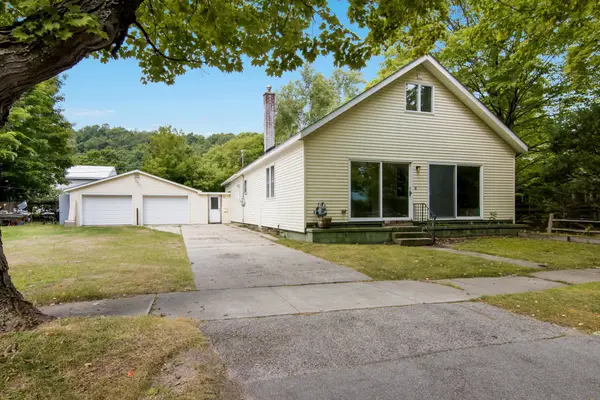 821 Lincoln, Elberta, MI 49628