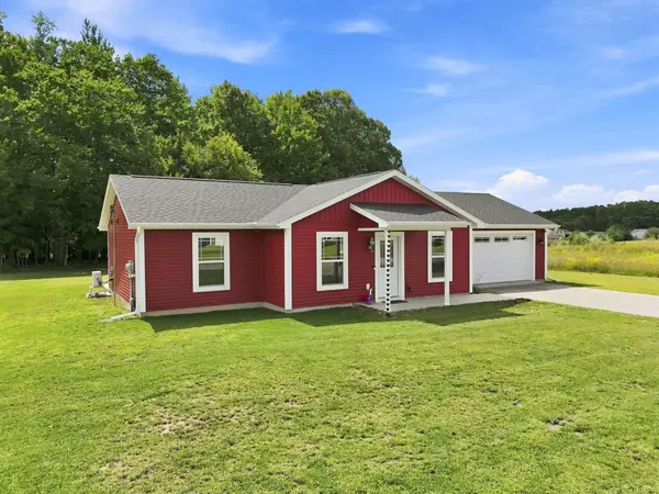 2177 Pebblebrook, Kingsley, MI 49649