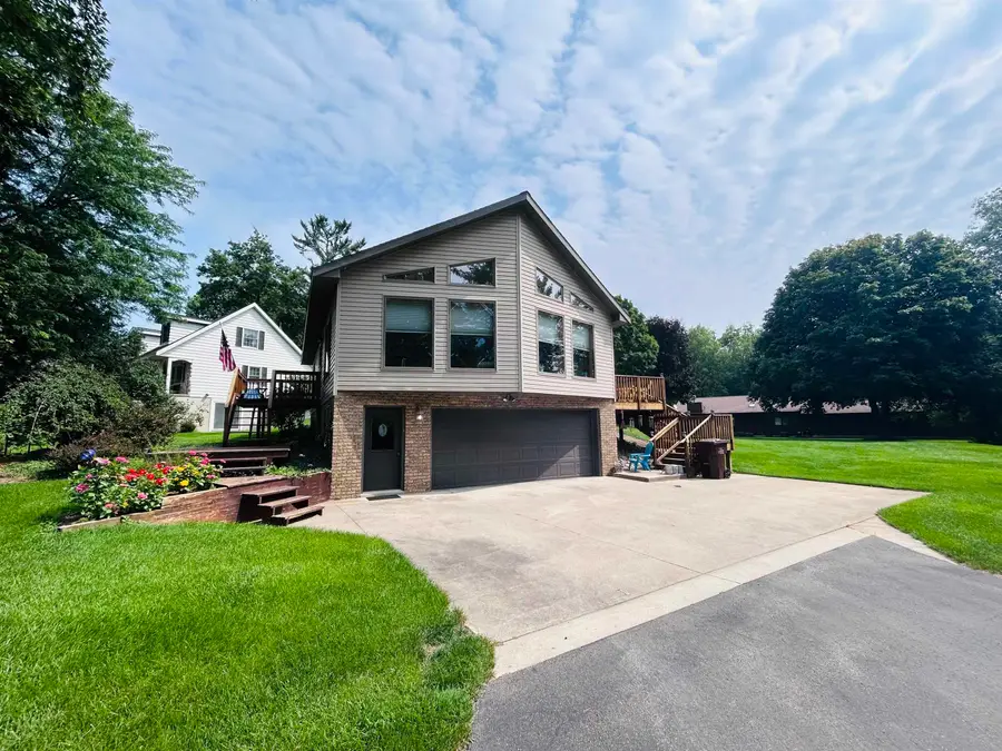 465 Saint Andrews, Gladwin, MI 48624 - #2