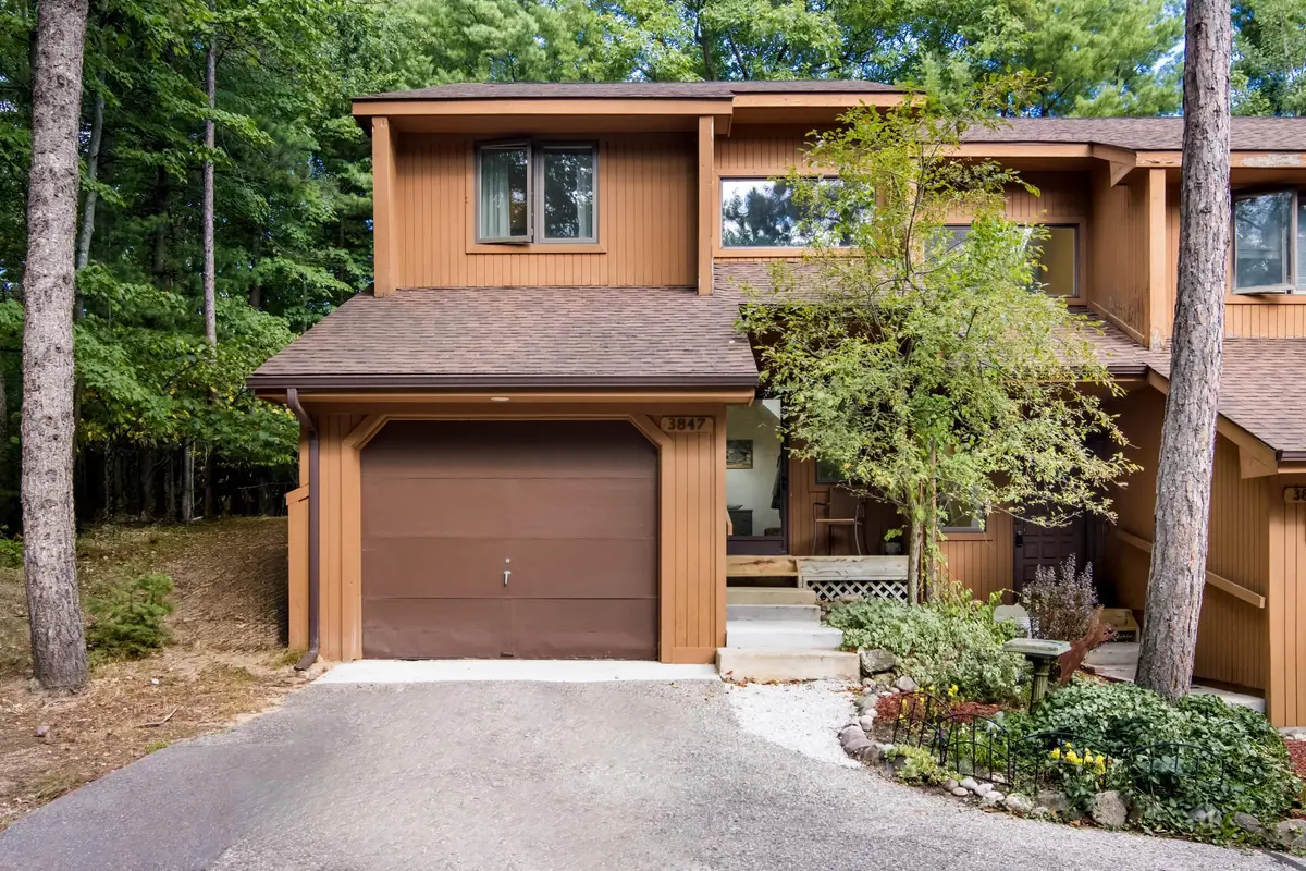 3847 Sherwood Forest DR, East Bay, MI 49686 - #1
