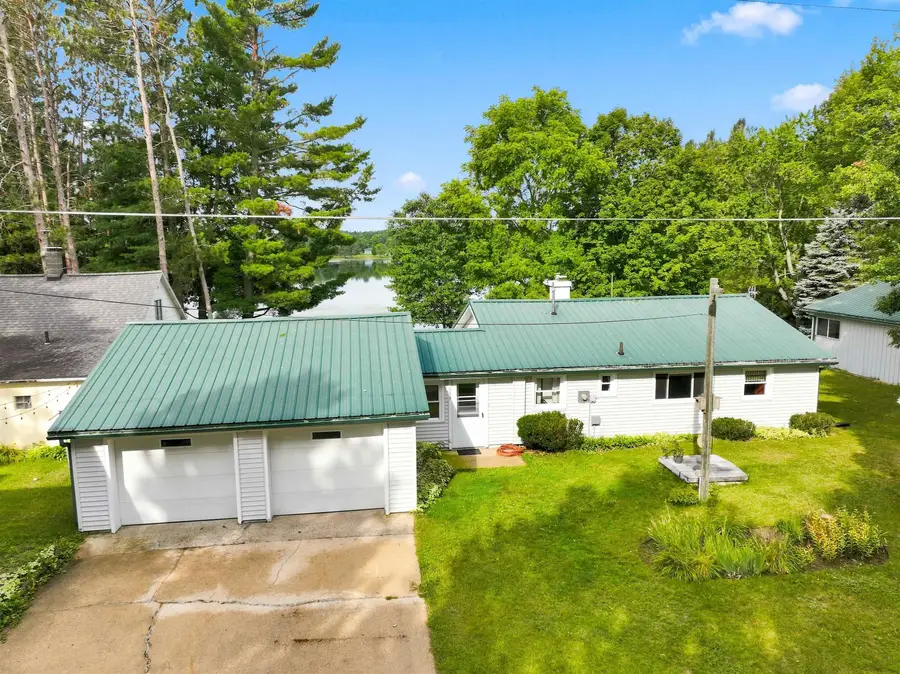 119 Kitson TRL, Cadillac, MI 49601 - #2