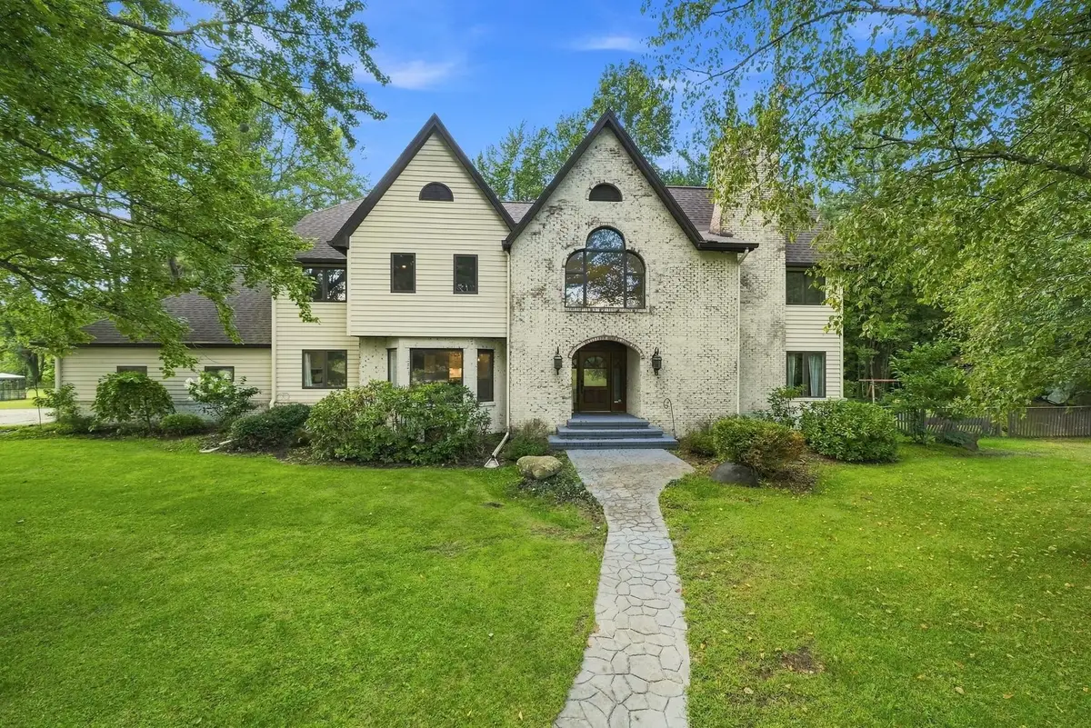 8550 S 35 RD, Cadillac, MI 49601 - #1