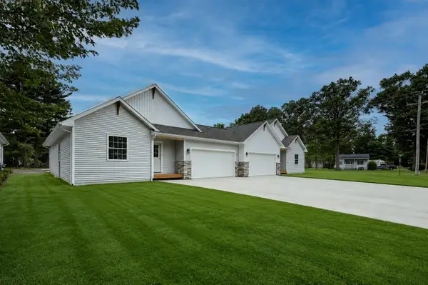 1704 Woodward, TraverseCity, MI 49686
