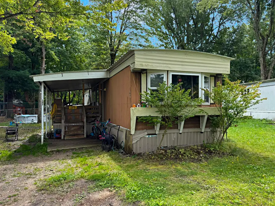 197 Arbutus, Cadillac, MI 49601 - #3