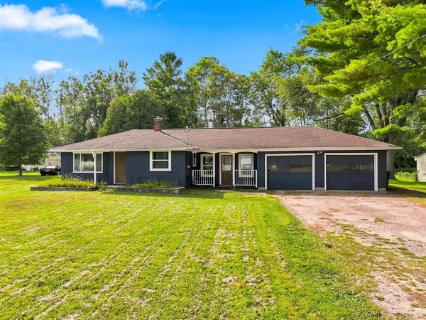 3221 N Four Mile, TraverseCity, MI 49686