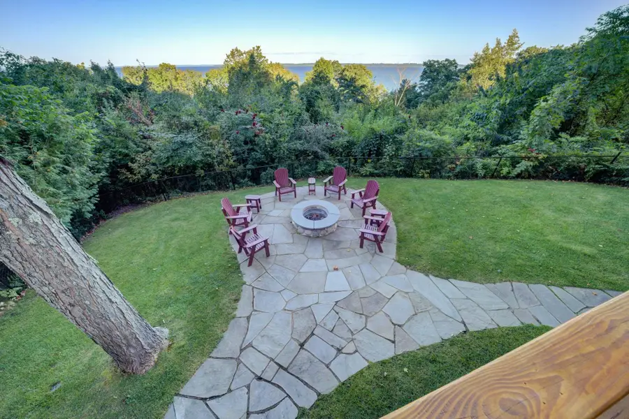 1221 S Bay View TRL, Suttons Bay, MI 49682 - #2