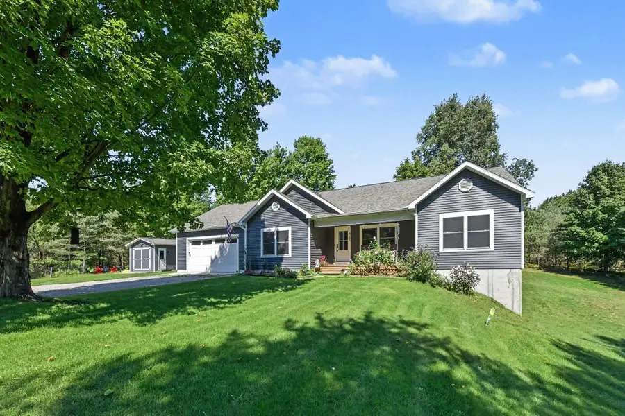 6786 W King Fish, Empire, MI 49630 - #2