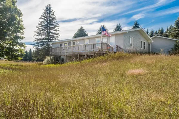 1922 E Darga, Cedar, MI 49621
