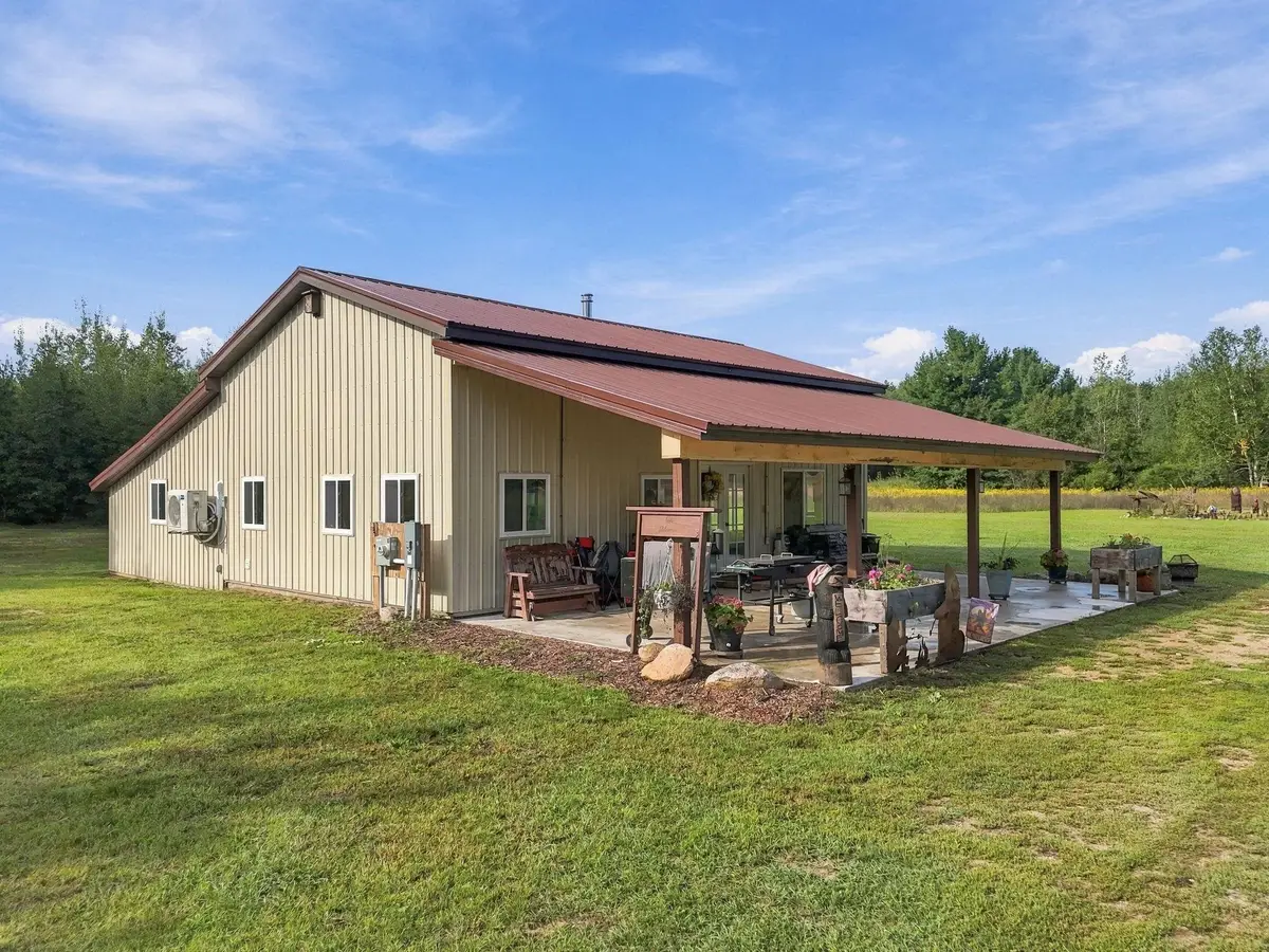 17181 N 10th, Marion, MI 49665 - #1