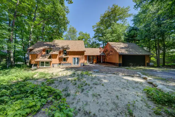 4626 N Omena Point, Omena, MI 49674