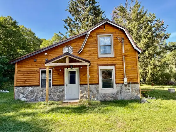 2055 W M-115, Mesick, MI 49668