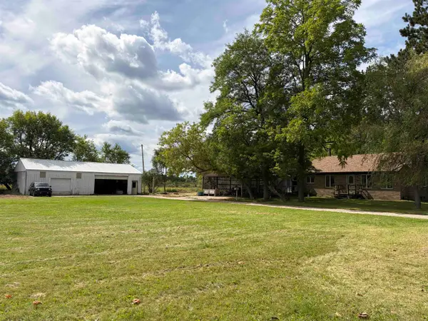 2413 W Kelly RD, LakeCity, MI 49651