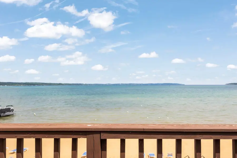 1995 US-31 N, Traverse City, MI 49686 - #2