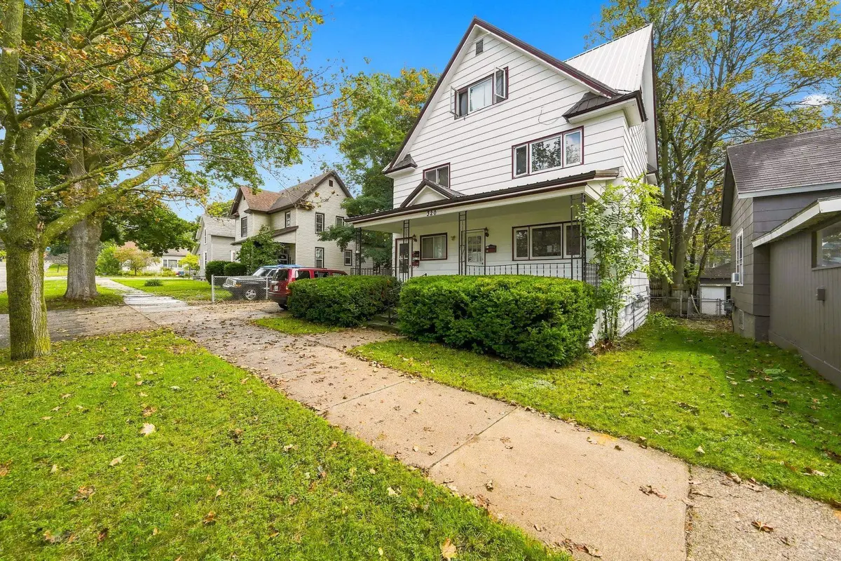 320 Howard ST, Cadillac, MI 49601 - #1