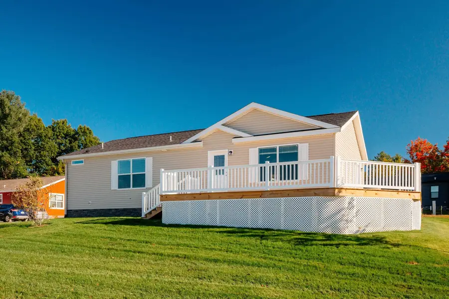2111 Vista View DR, East Bay, MI 49686 - #2