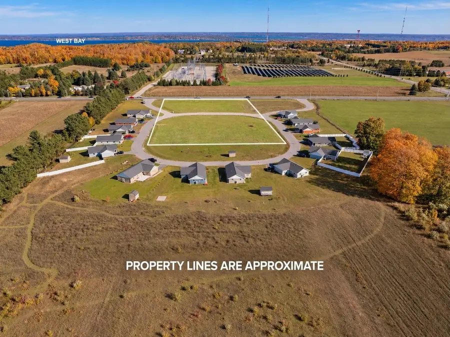 7841 S Justice WAY, Elmwood, MI 49684 - #2