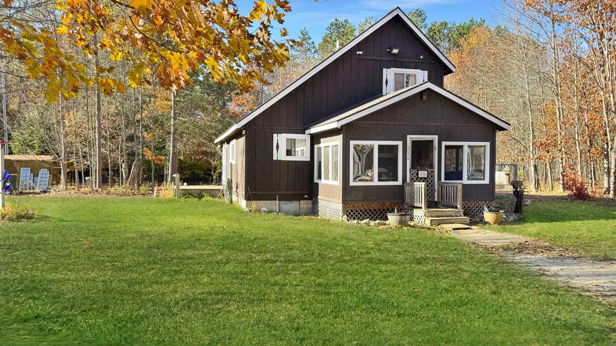 6090 E Johnson, Norwich, MI 49651 - #1